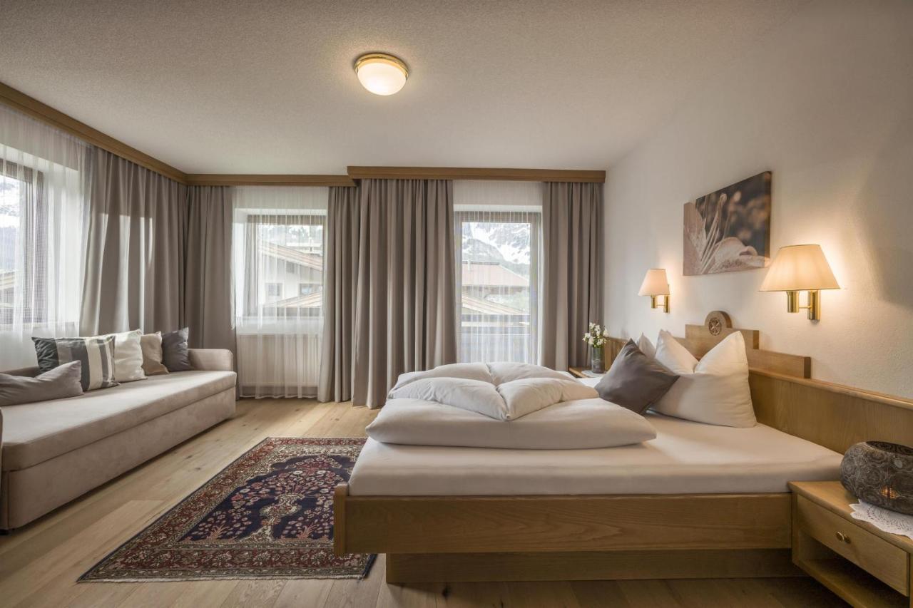 Haus Alpin Apartment Ellmau Exterior photo